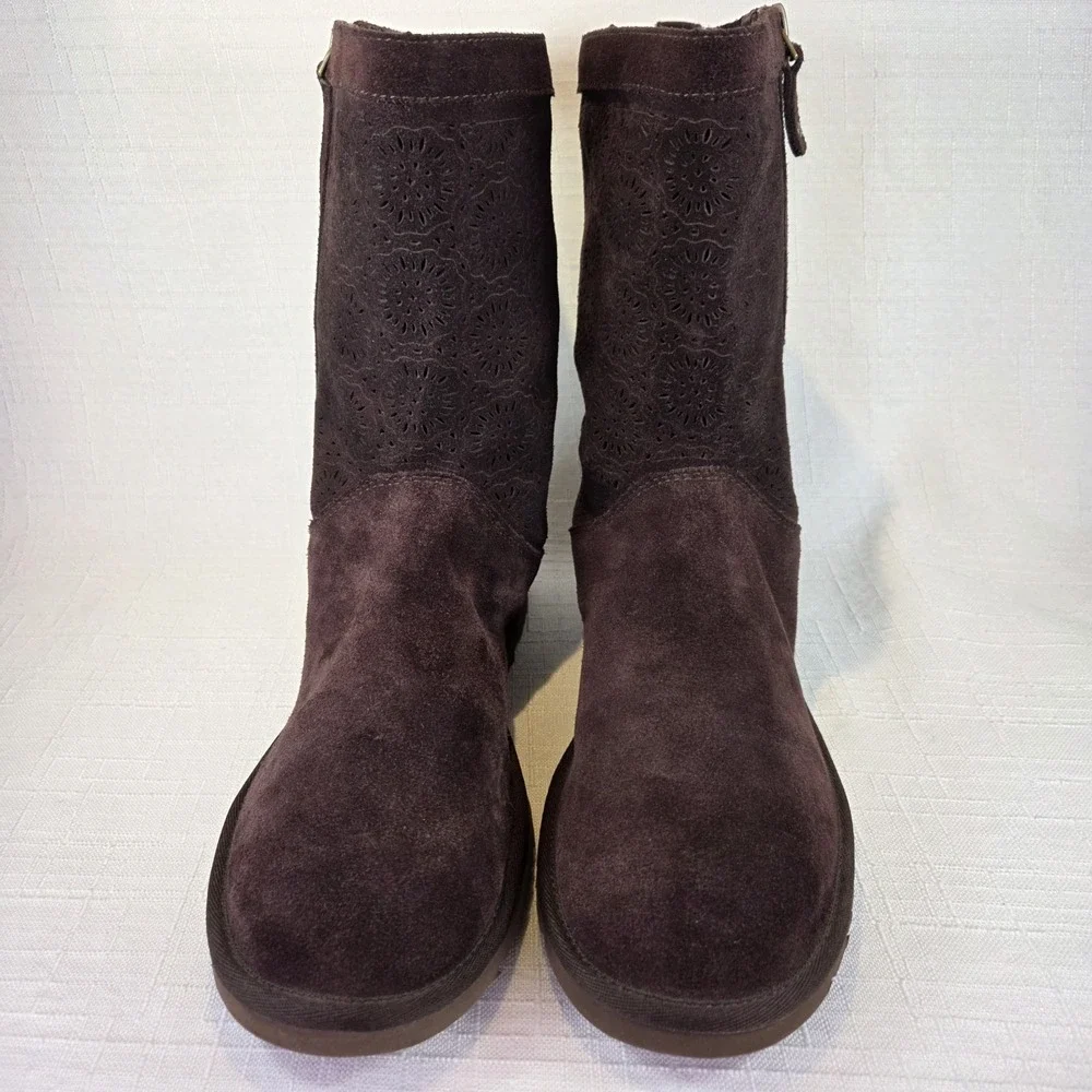 UGG Lo Pro Short Brown‎ Boots Suede Flower Patterned Winter Boho Women's 9